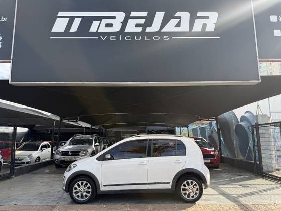 VOLKSWAGEN CROSS UP 1.0 MPI 12V FLEX 4P MANUAL